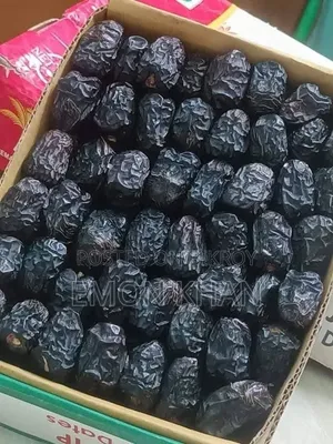 সৌদি থেকে ইনপুট করা সুপার কয়লিটির আজুয়া খেজুর