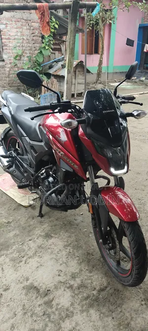 Honda X-Blade 160 2021 Red