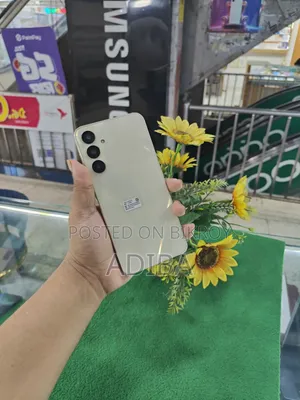 Samsung Galaxy A16 5G 128 GB Gold