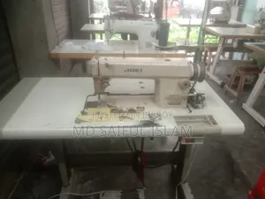 একটি কাঞ্চা মেশিন একটি প্লে মেশিন