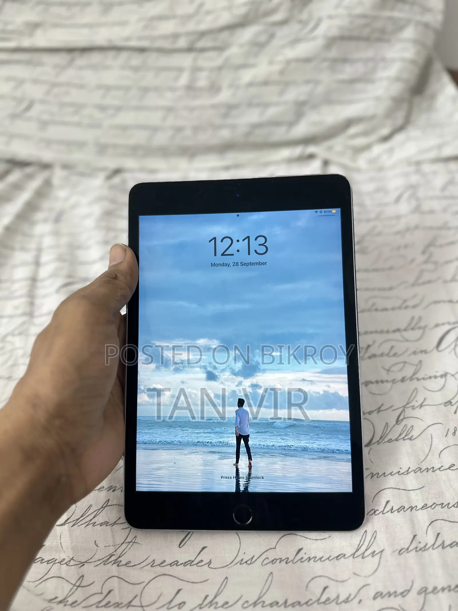 Apple iPad mini 4 128 GB Silver