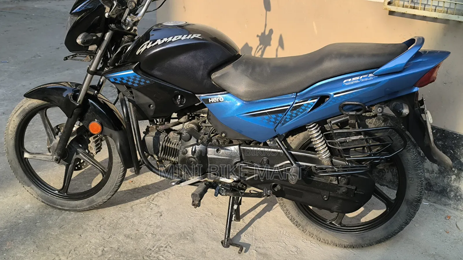 Hero Glamour 2020 Blue