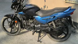 Hero Glamour 2020 Blue