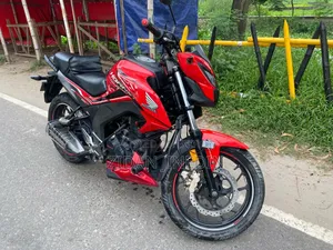 Honda Hornet 2023 Red