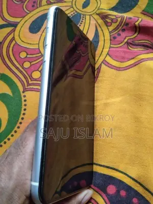 অ্যাপল আইফোন এক্সআর ১২৮ জিবি ব্ল্যাক
