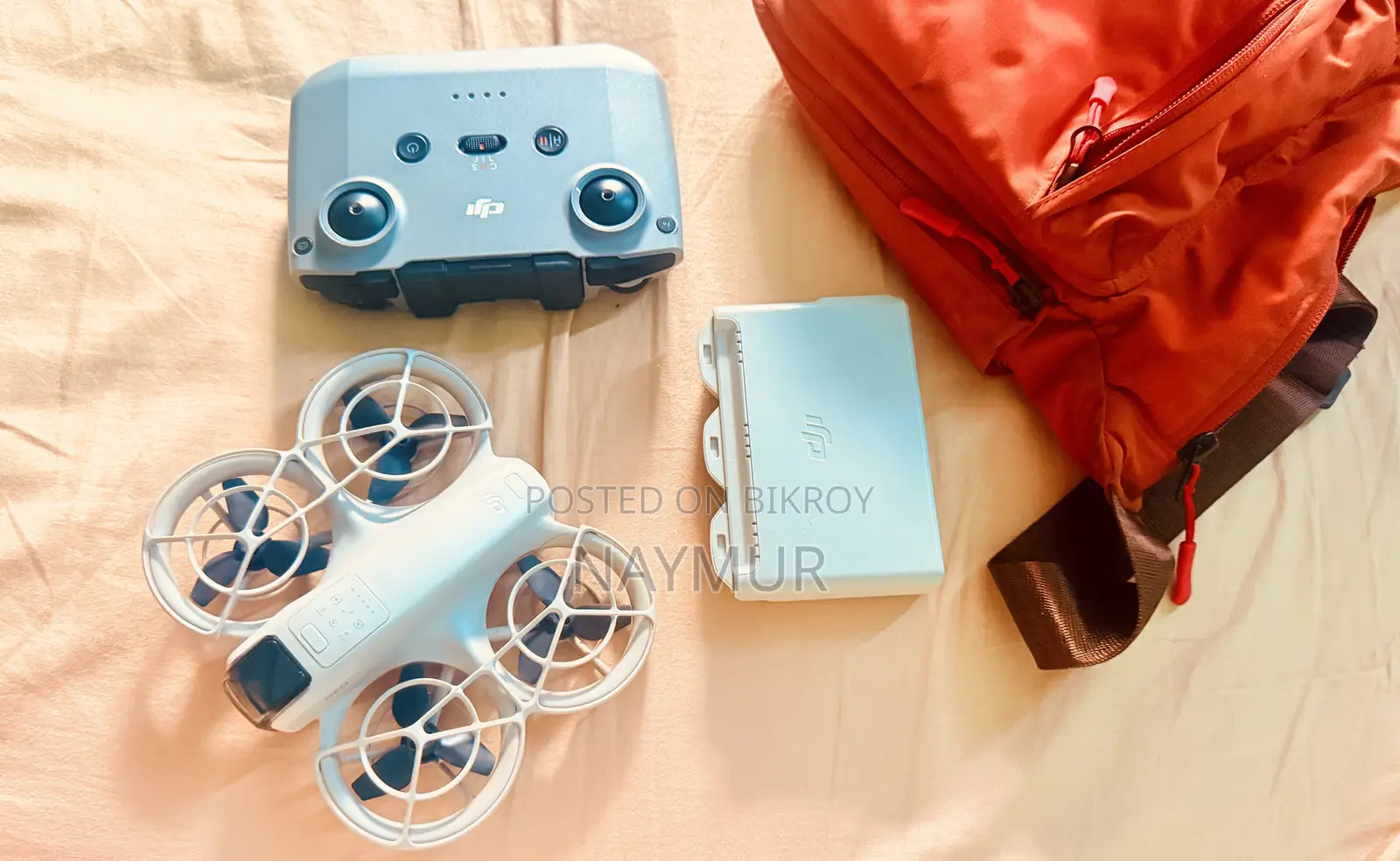 DJI Neo Fly More Combo