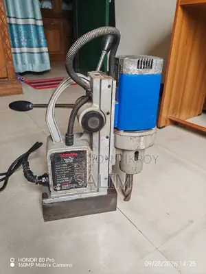 ড্রিল মেশিন