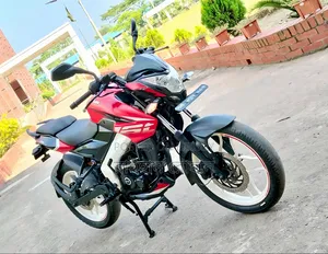 Bajaj Pulsar NS 160 2022 Red