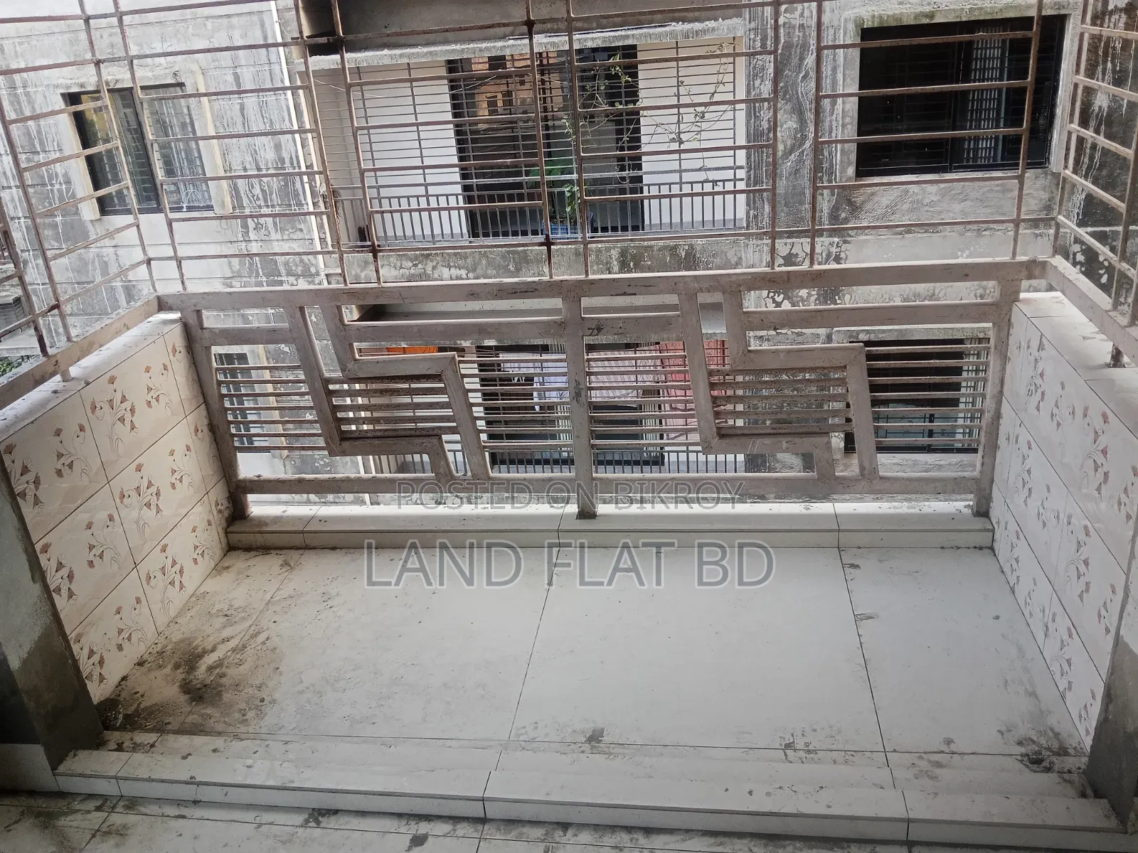 4-Bedroom Apartment in Land Flat BD, Mohammadpur for sale