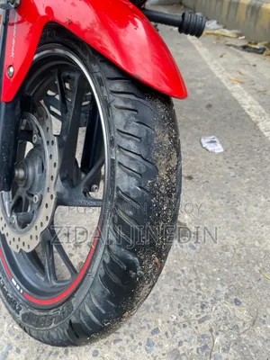 Honda Hornet 2023 Red