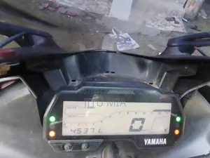 Yamaha R15 V3 2022 Red