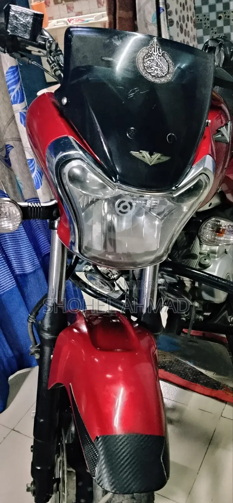 Bajaj V15 2018 Red