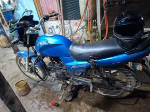 Runner Bullet 100 2022 Blue