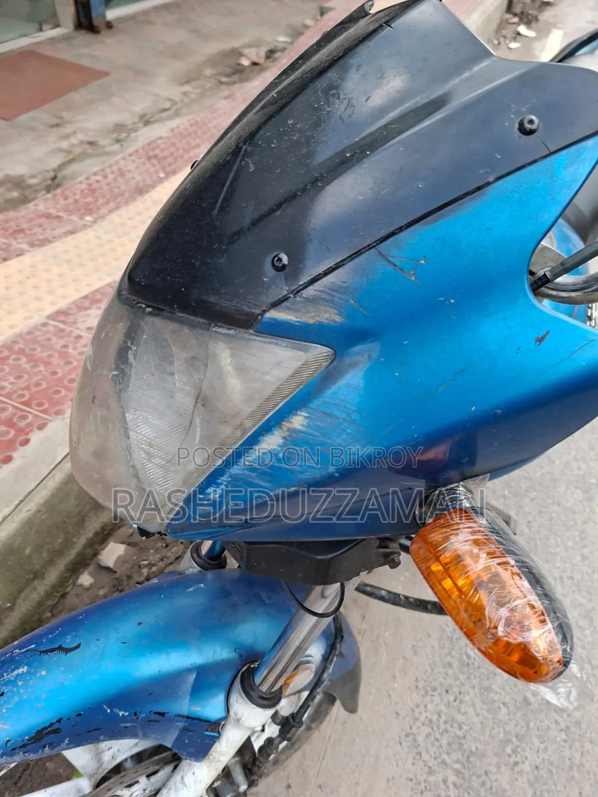Runner Bullet 100 2022 Blue