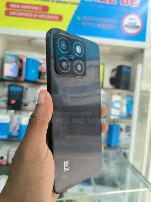 জেডটিই নুবিয়া জেড৫০ ১২৮ জিবি ব্ল্যাক