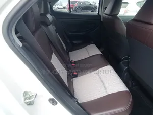 Toyota Yaris Cross 2021 Pearl