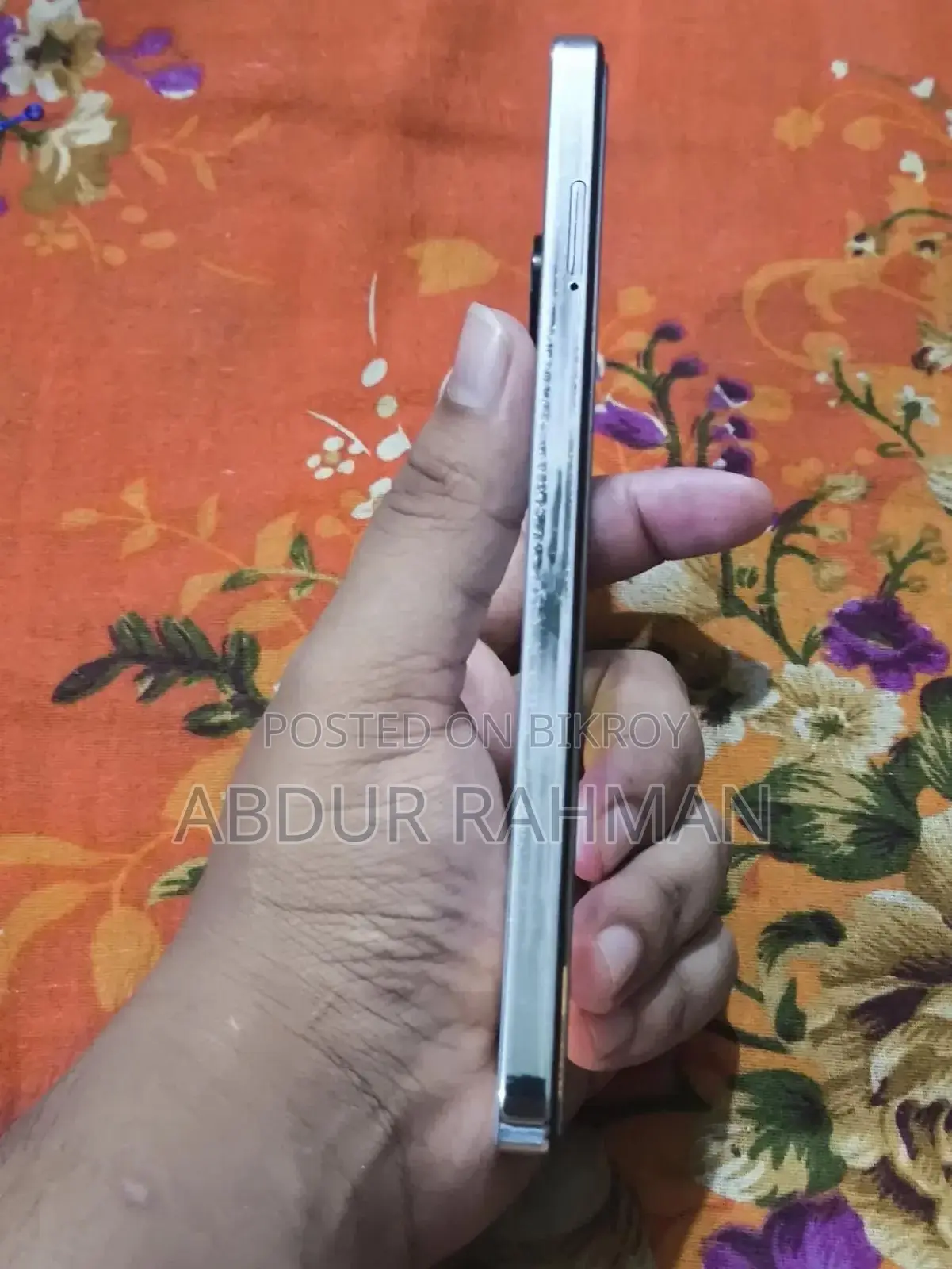টেকনো ক্যামন ২০ ২৫৬ জিবি