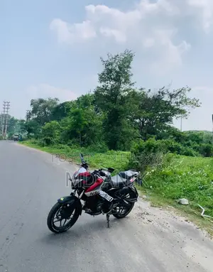 Bajaj Pulsar NS 160 2018