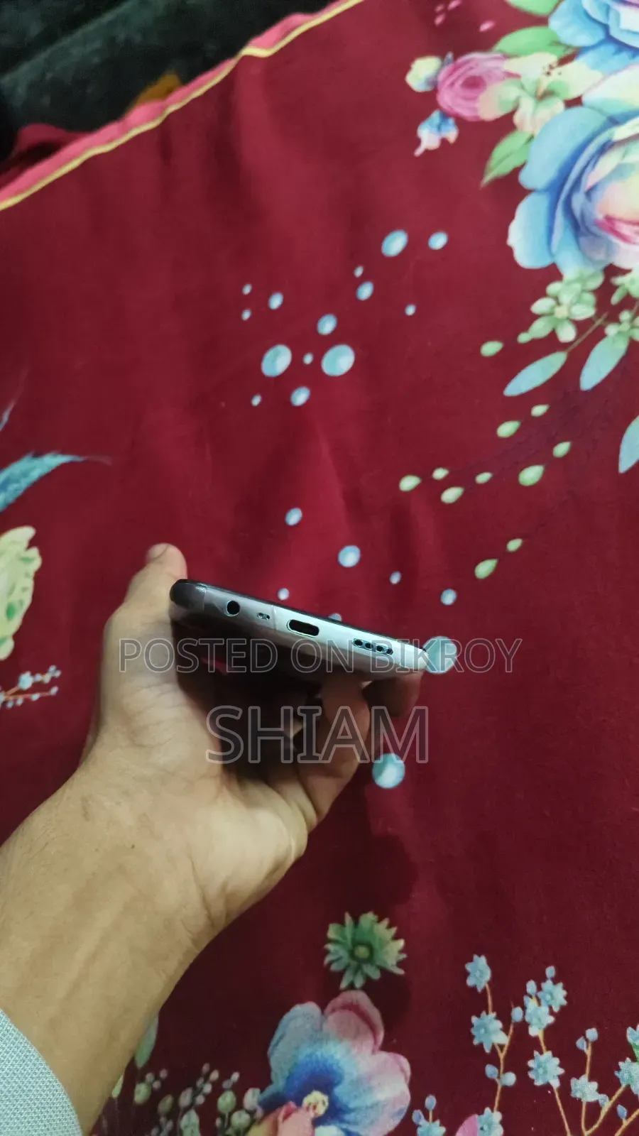 রিয়েলমি ৭আই ১২৮ জিবি কমলা