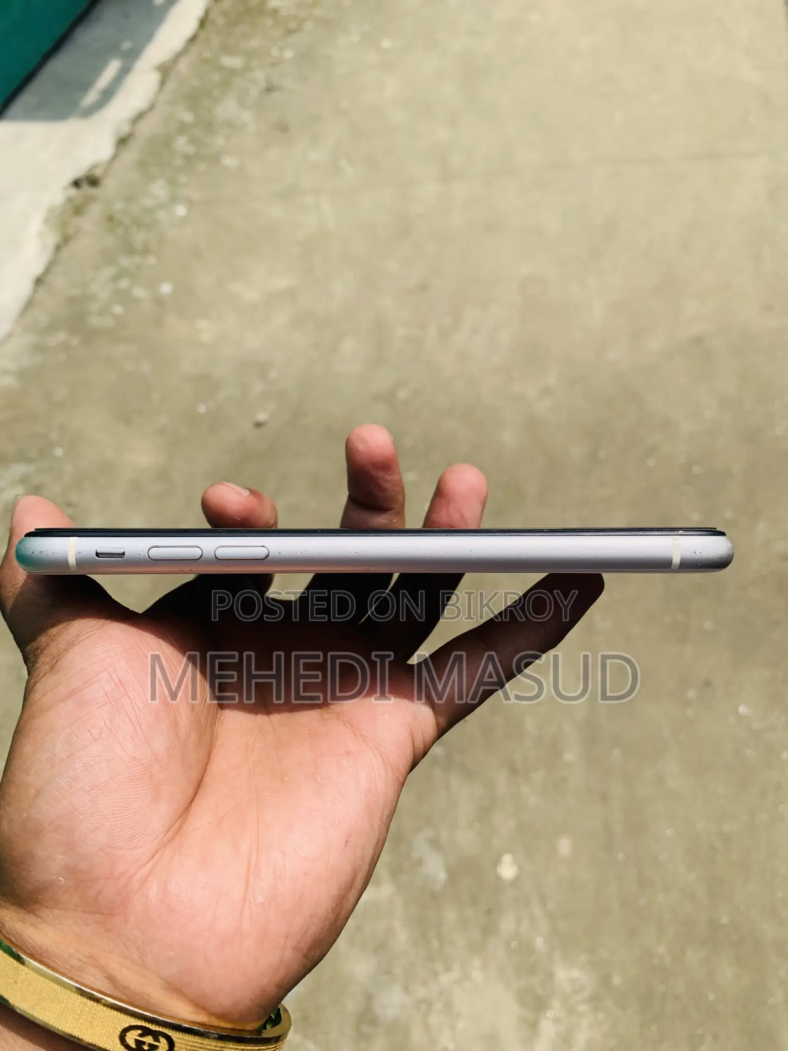 অ্যাপল আইফোন ১১ ২৫৬ জিবি সাদা