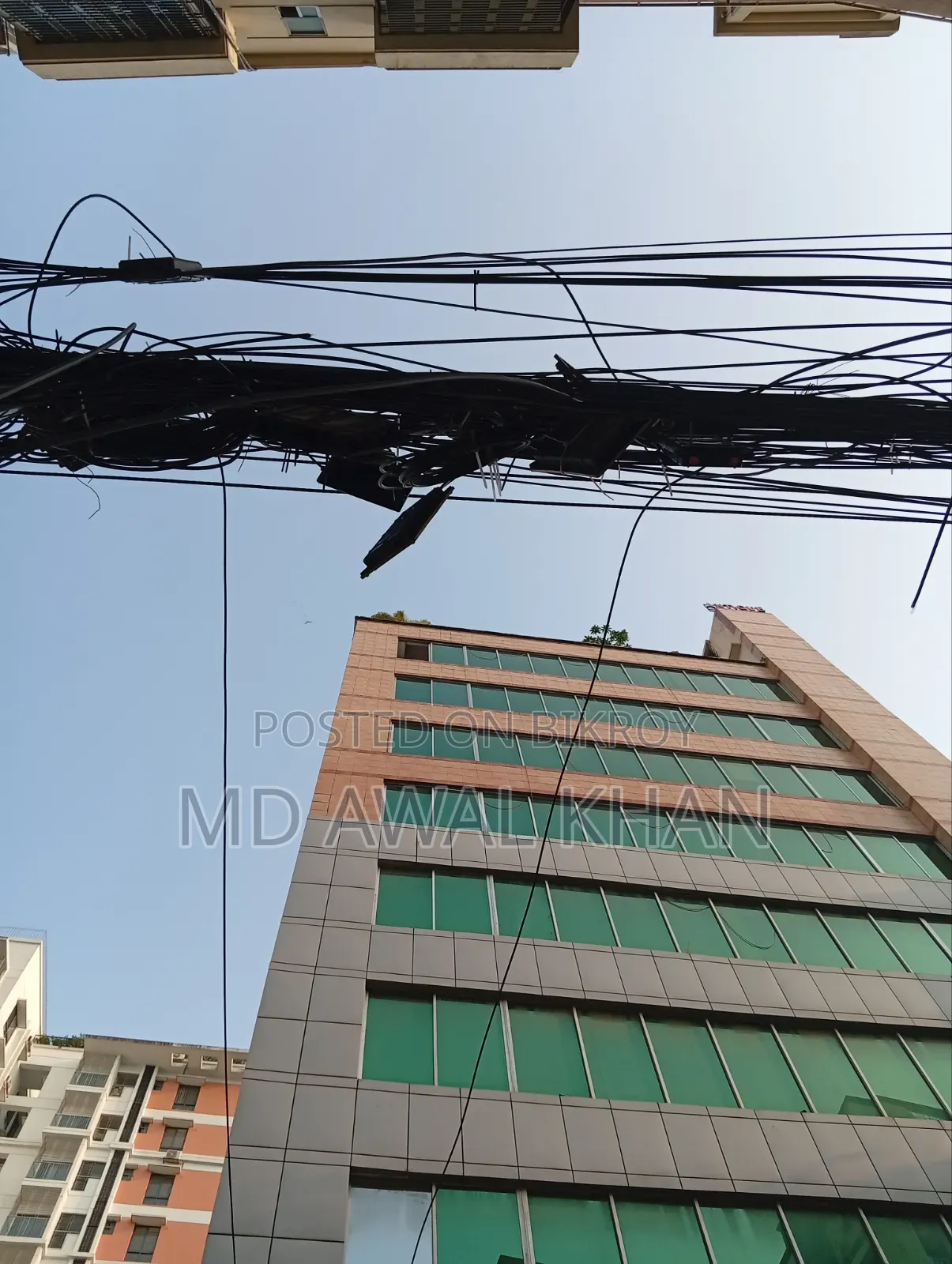 ৬১০০ বর্গফুটের বাণিজ্যিক জায়গা ভাড়ার জন্য
