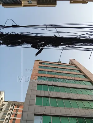 ৬১০০ বর্গফুটের বাণিজ্যিক জায়গা ভাড়ার জন্য