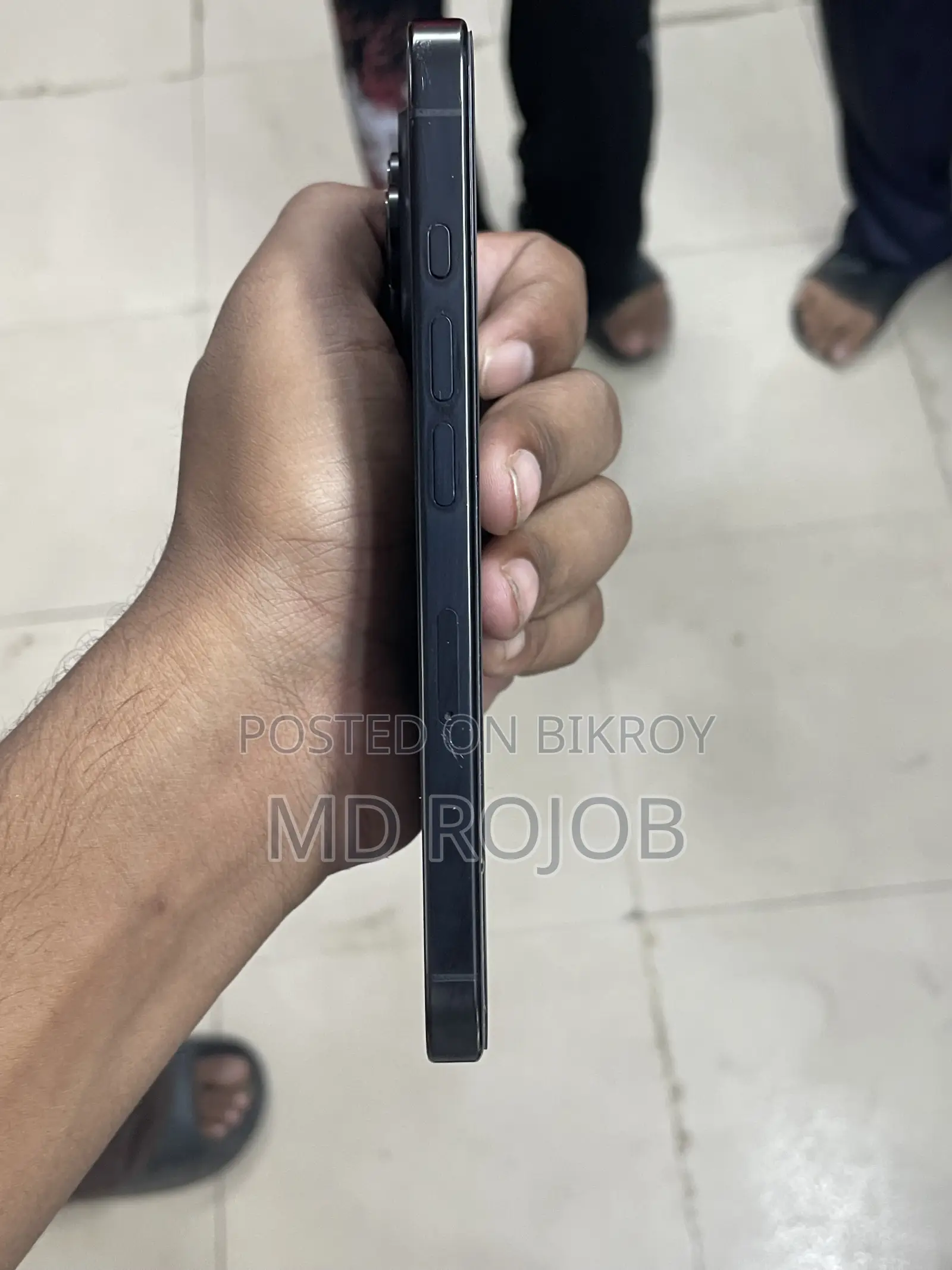 অ্যাপল আইফোন ১৬ প্রো ২৫৬ জিবি ব্ল্যাক