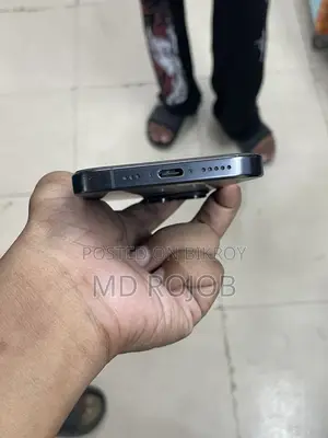 অ্যাপল আইফোন ১৬ প্রো ২৫৬ জিবি ব্ল্যাক