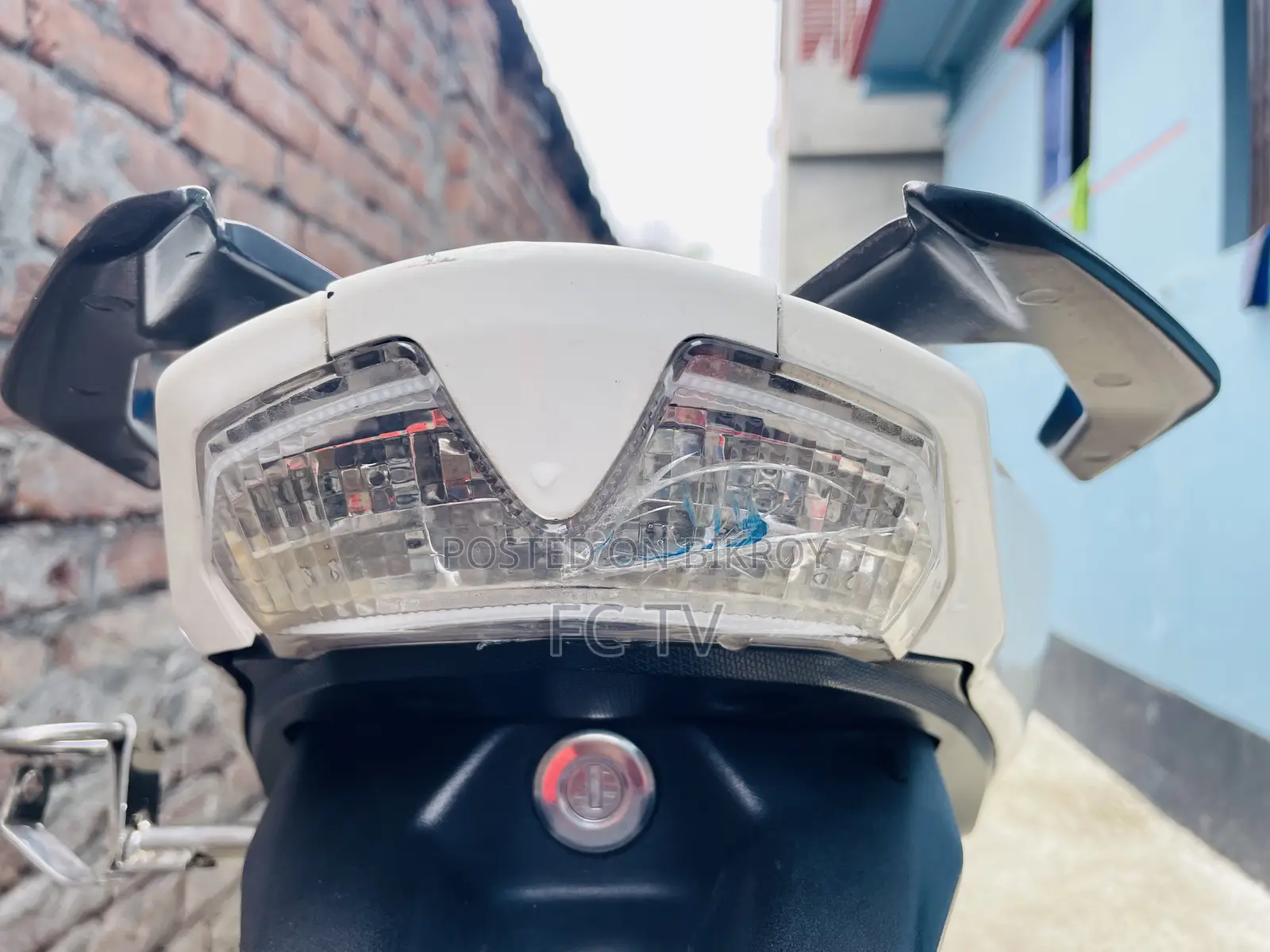 TVS Apache RTR 160 4V 2020 Blue
