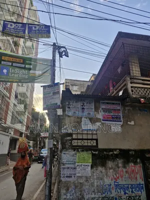 5-Bedroom House in Khilgaon for sale