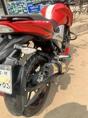 TVS Apache RTR 160 4V 2022 Red