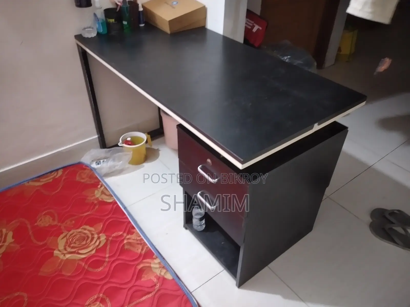 Reading and Computer Table With Drawer