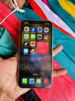 অ্যাপল আইফোন ১১ ১২৮ জিবি সাদা