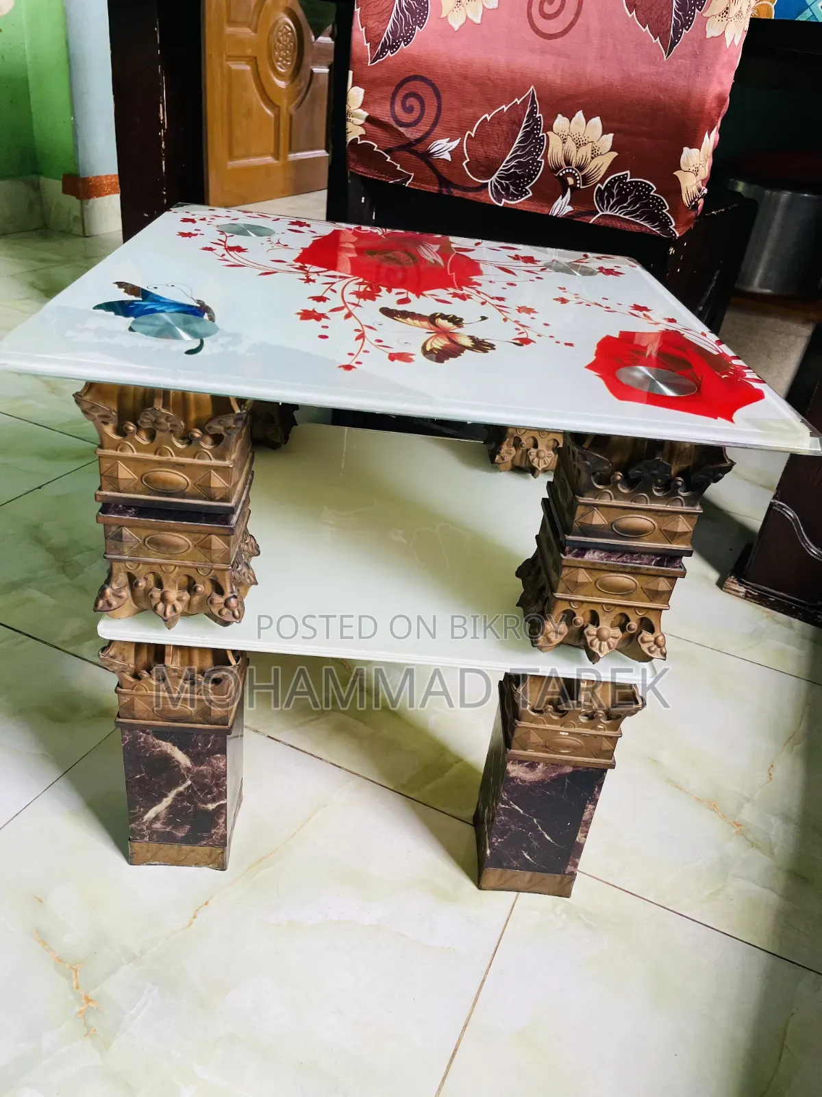 টি টেবিল, সেন্টার টেবিল