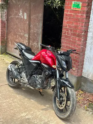 Yamaha FZS V2 2017 Red