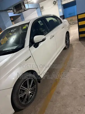 Toyota Axio 1.5 Hybrid G 2WD 2017 Pearl