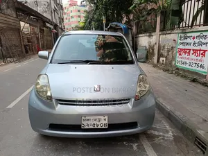 Toyota Passo 2005 Silver