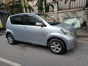 Toyota Passo 2005 Silver