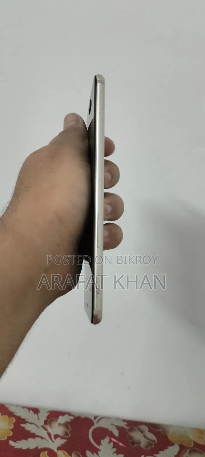 OnePlus 5 128 GB Gold