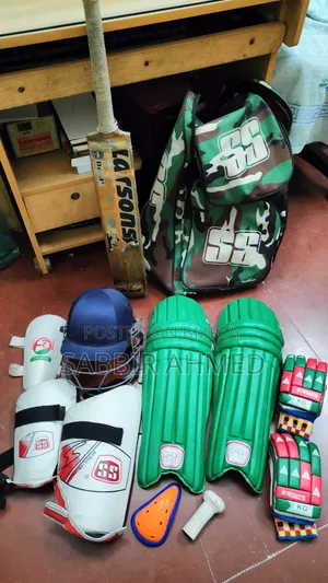ক্রিকেট কিটস