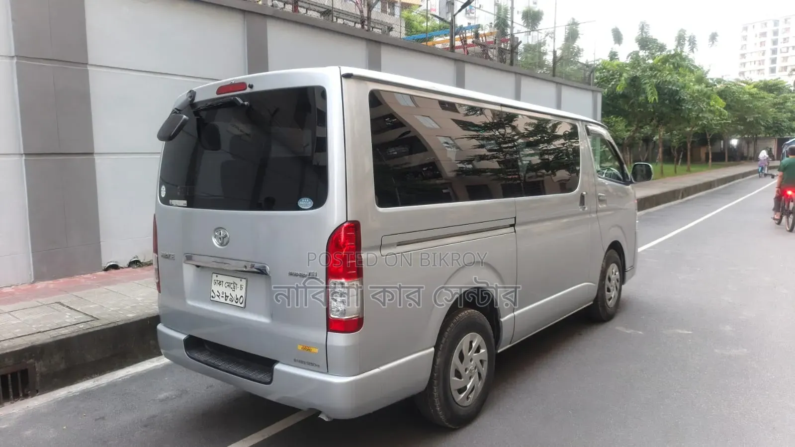 Toyota HiAce 2019 Silver