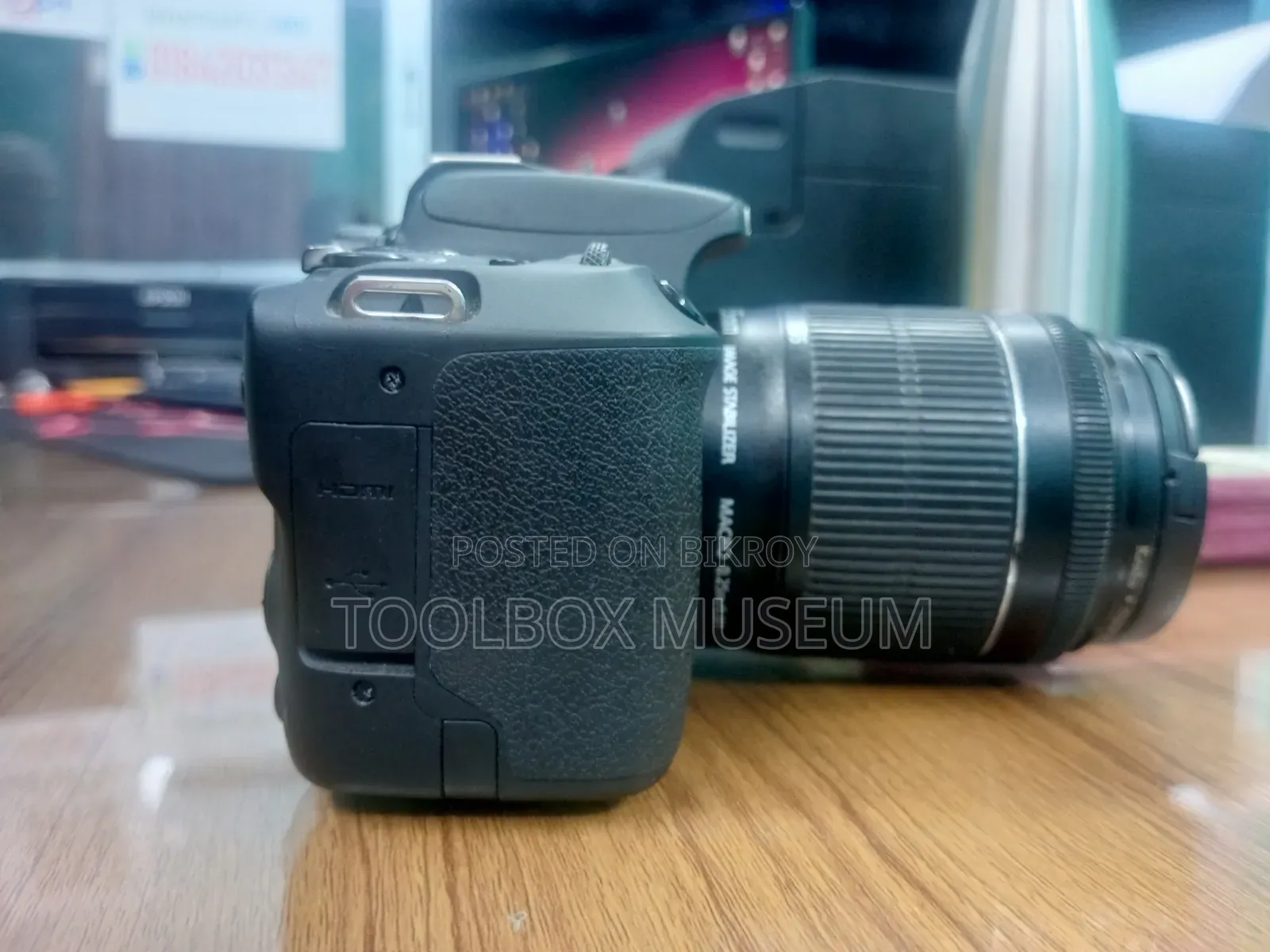 200D Cannon Camera Fresh Body With Kitt Lens