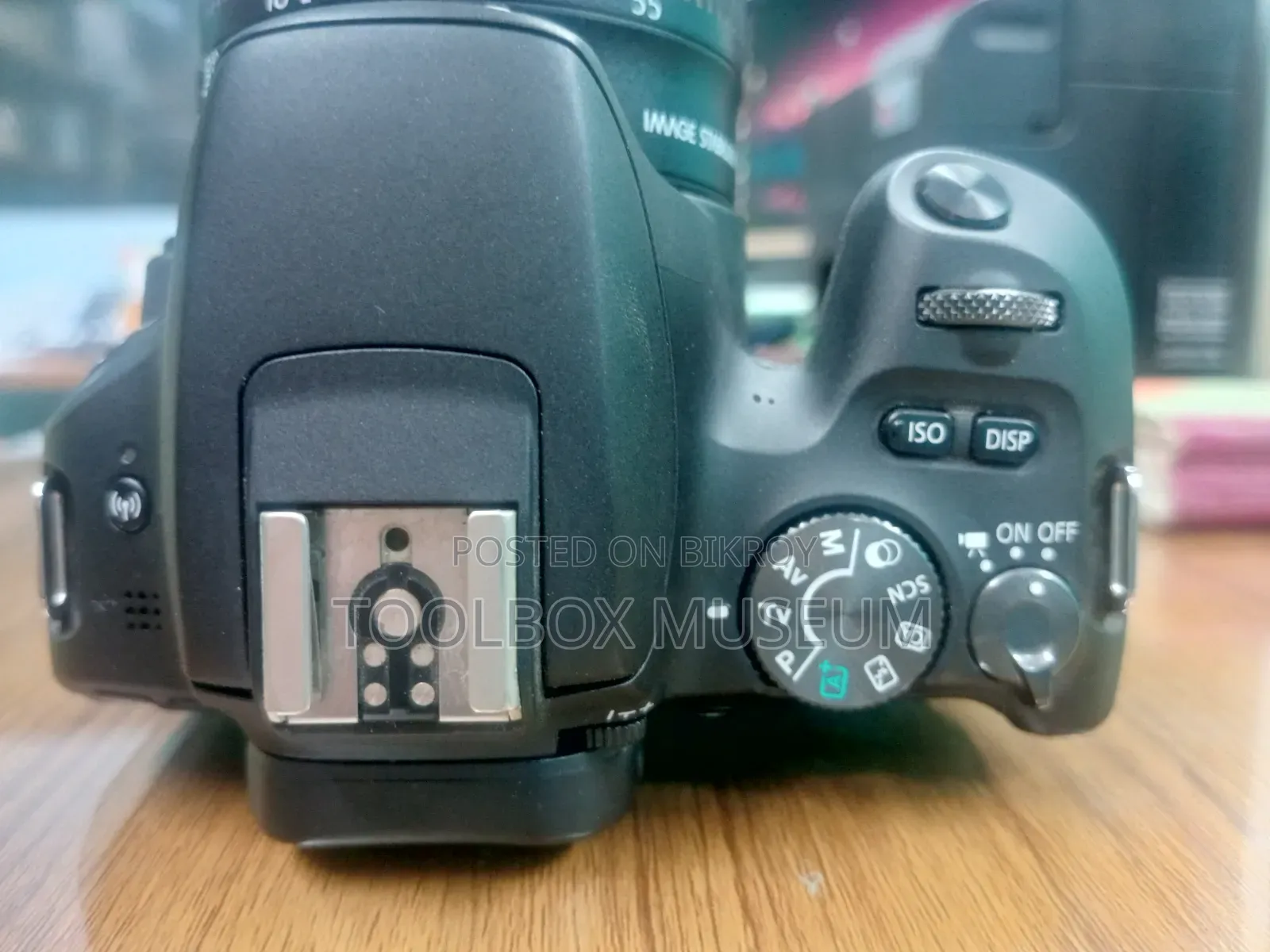 200D Cannon Camera Fresh Body With Kitt Lens