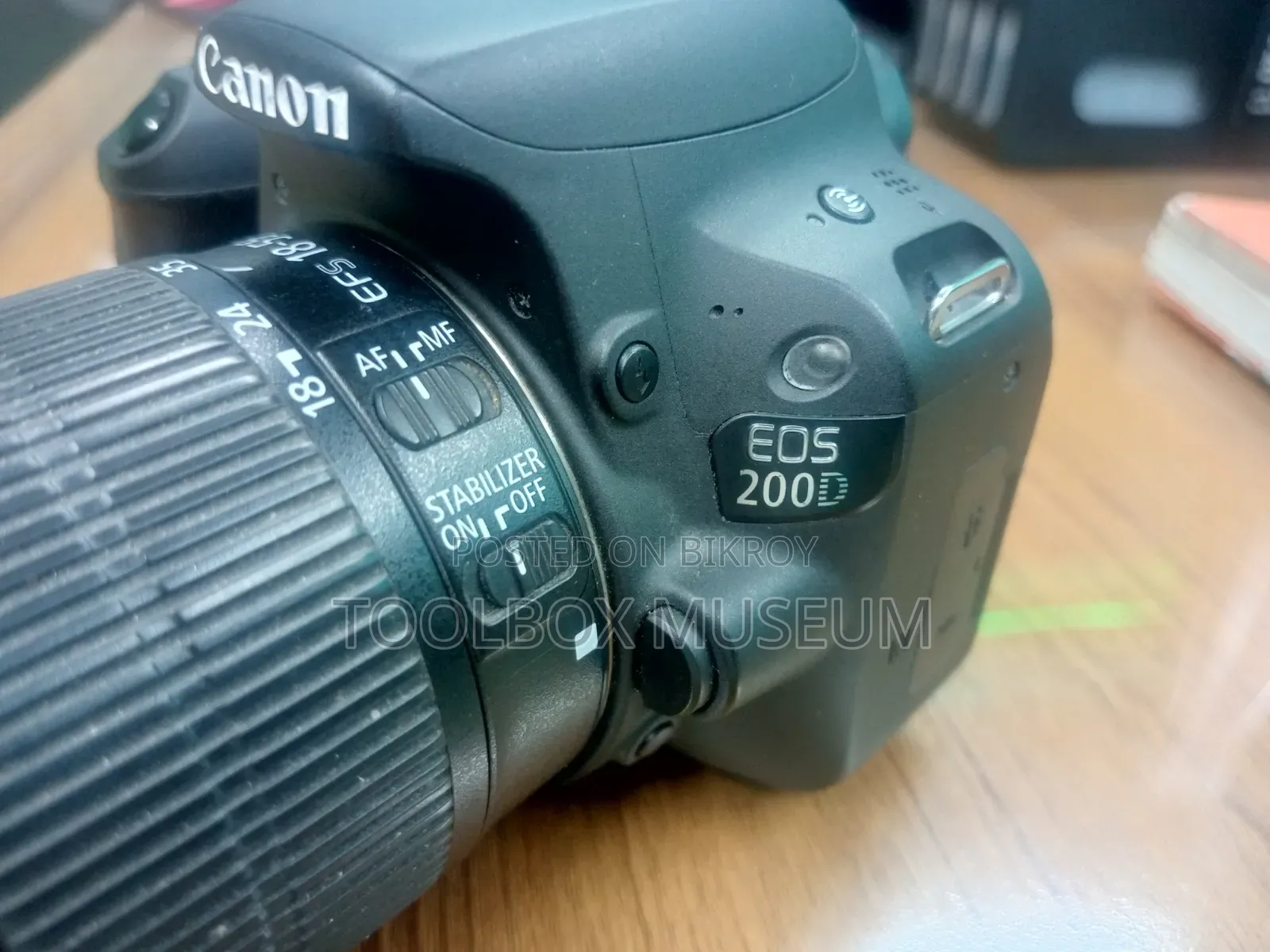 200D Cannon Camera Fresh Body With Kitt Lens
