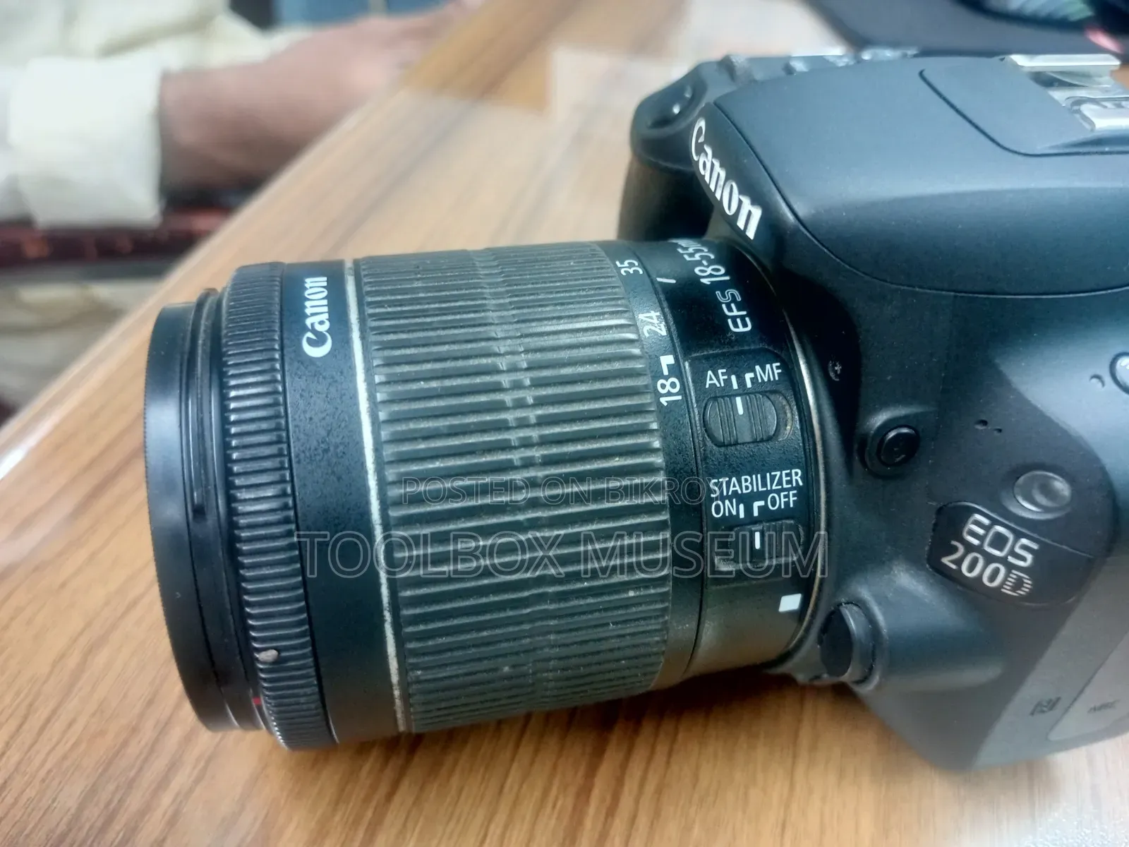 200D Cannon Camera Fresh Body With Kitt Lens
