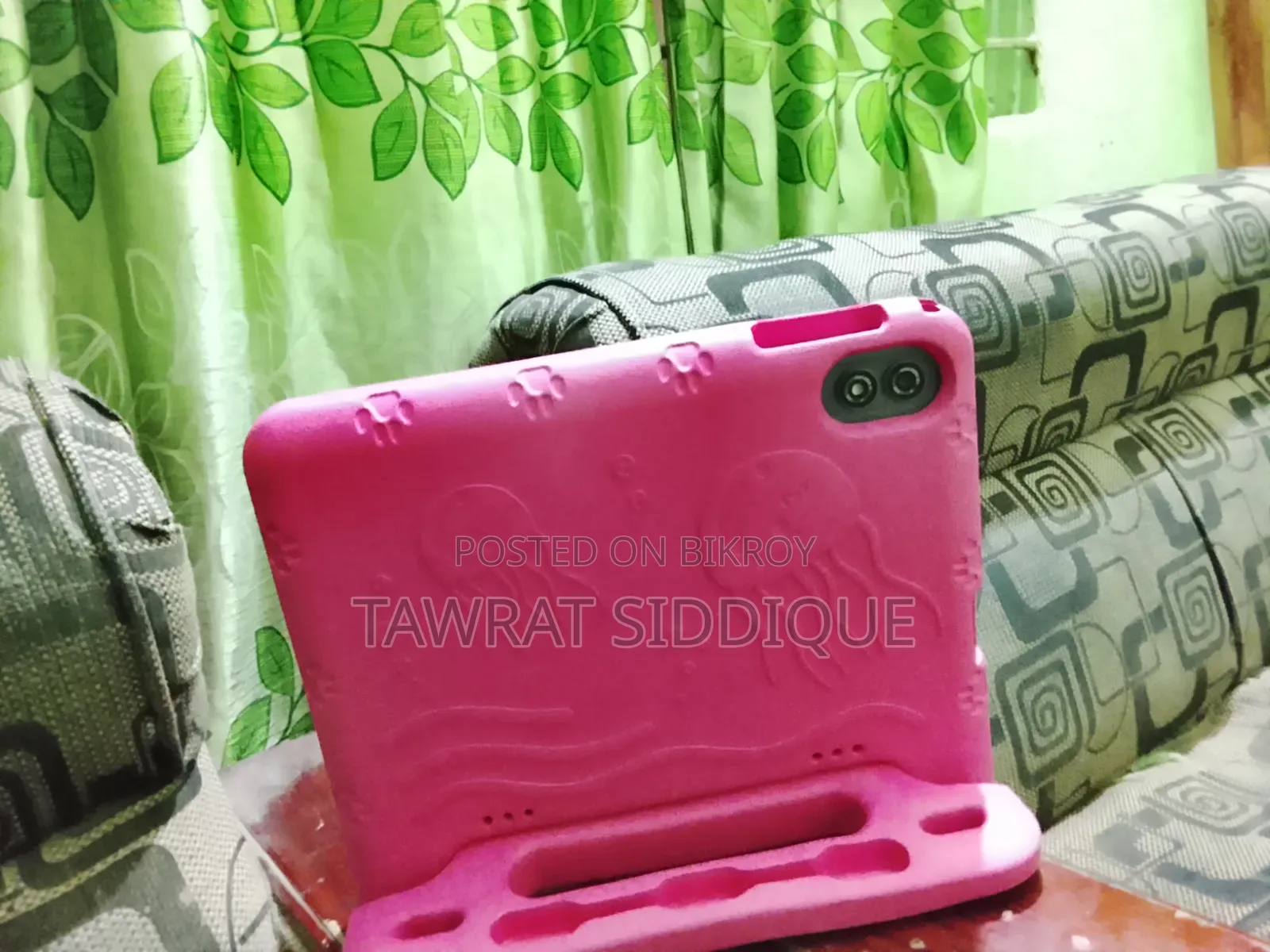 ট্যাবলেট ৬৪ জিবি গ্রে