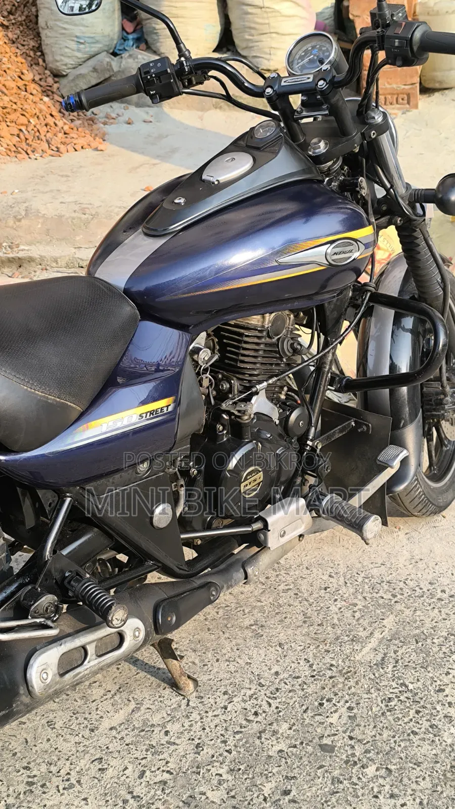 Bajaj Avenger 150 Street 2017 Blue