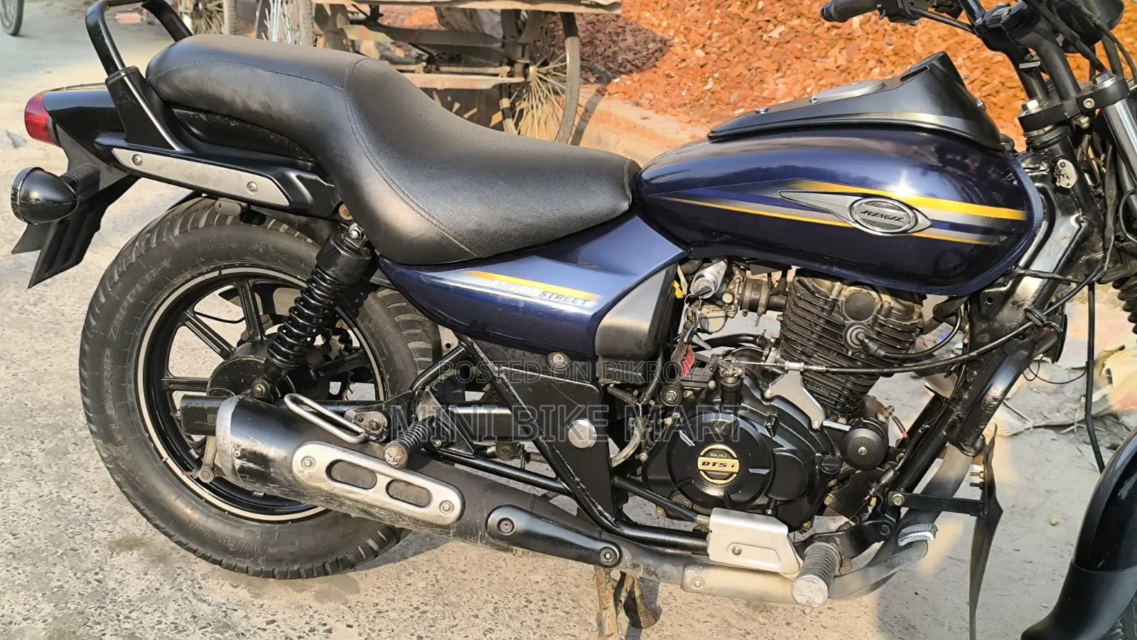 Bajaj Avenger 150 Street 2017 Blue