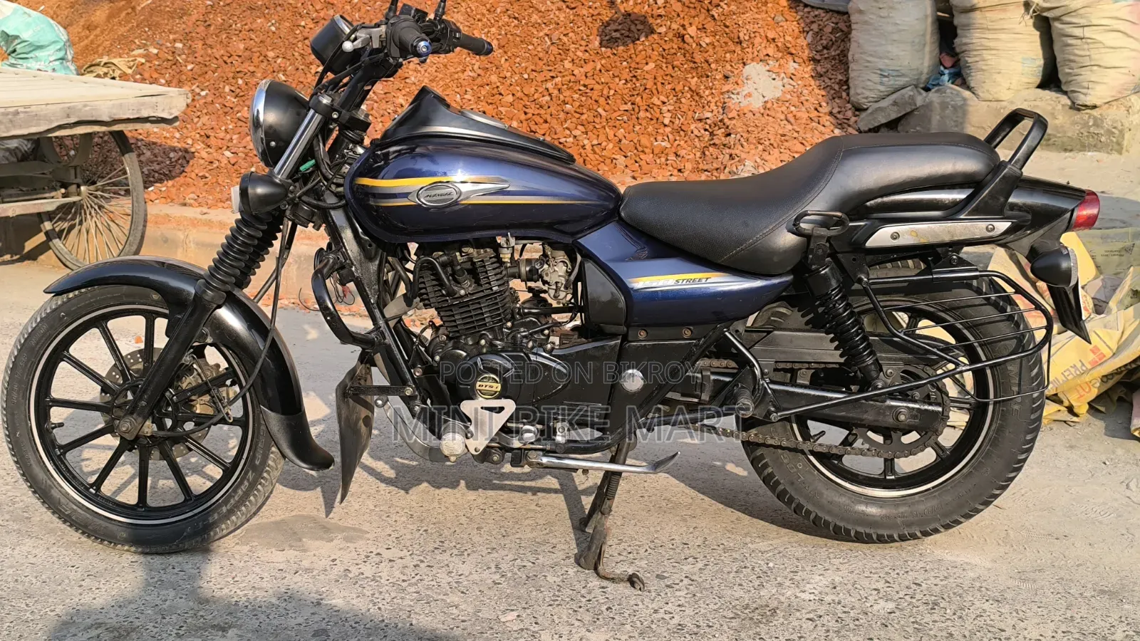 Bajaj Avenger 150 Street 2017 Blue