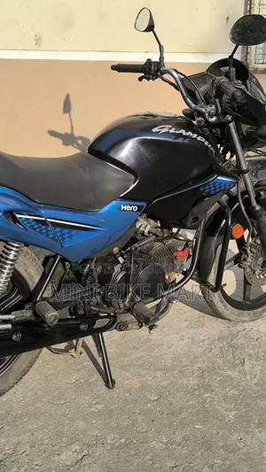 Hero Glamour 2020 Black